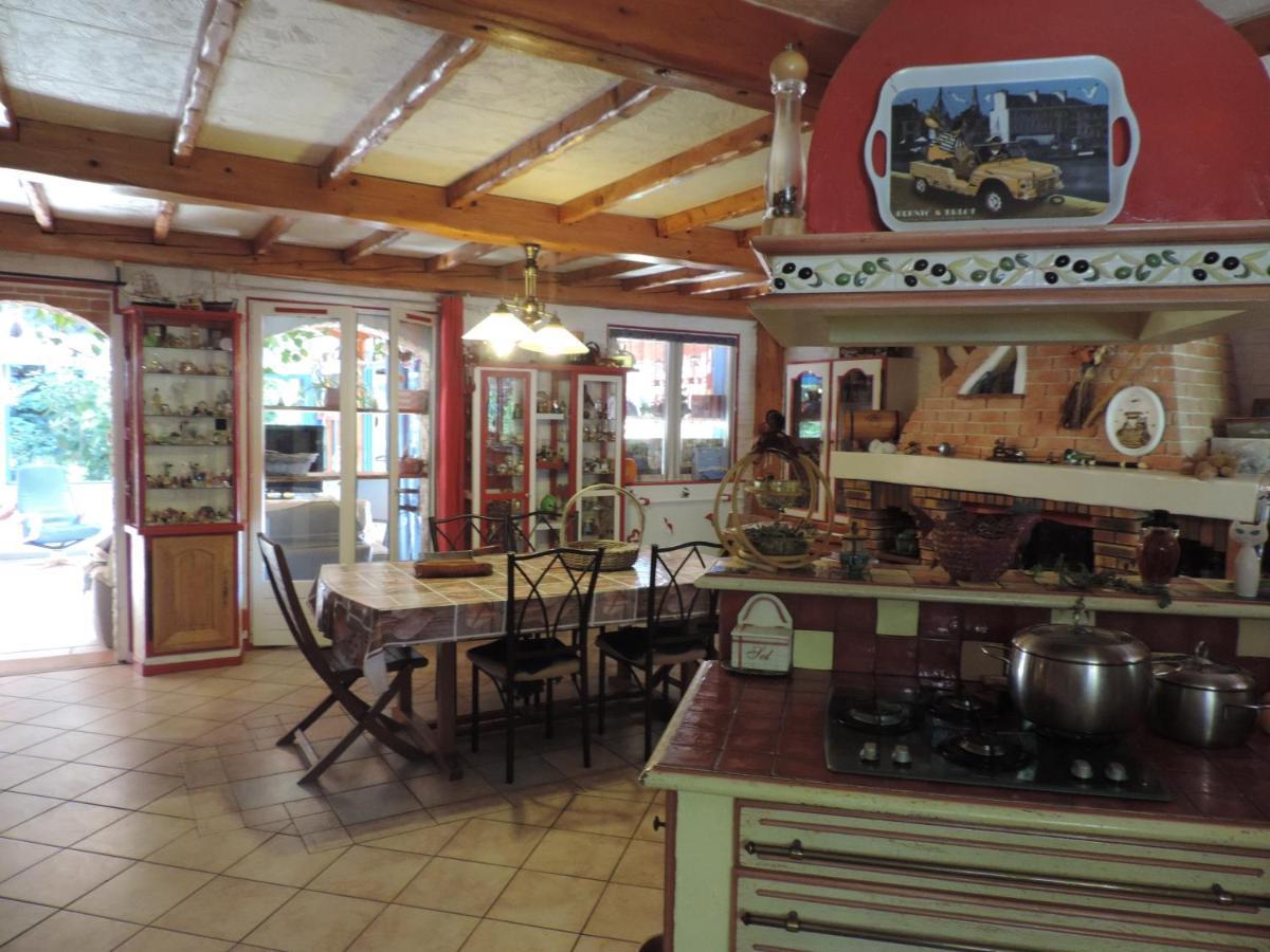 Chez Papy Et Mamy Bed and Breakfast Saint-Chef Buitenkant foto
