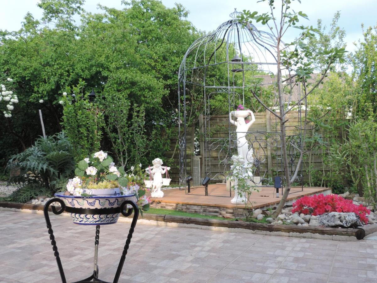 Chez Papy Et Mamy Bed and Breakfast Saint-Chef Buitenkant foto